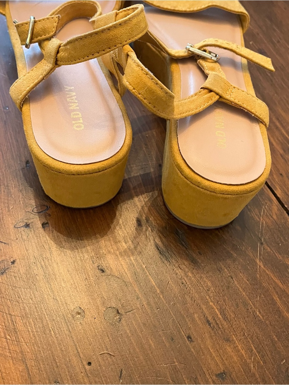 Old Navy Mustard Suede Slingback Sandals - Picture 3 of 4